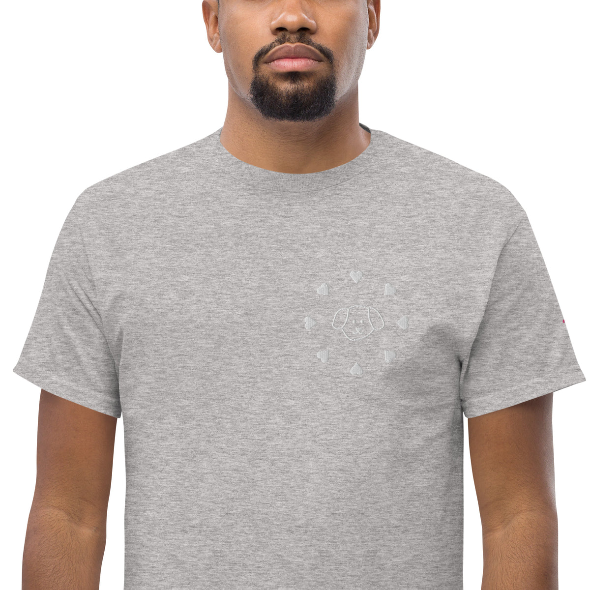Camiseta clásica unisex Daniel bordado con hilo